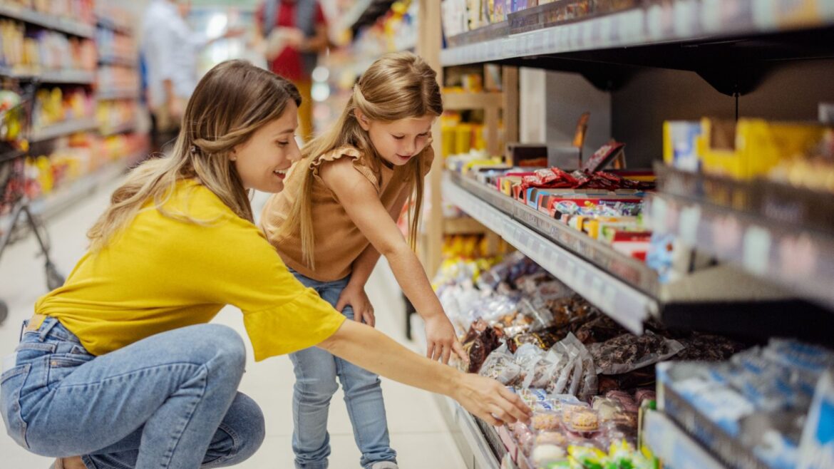 Popular Japanese retailer permanently shuts doors on two U.S. locations after massive takeover Popular Japanese retailer permanently shuts doors on two U.S. locations after massive takeover