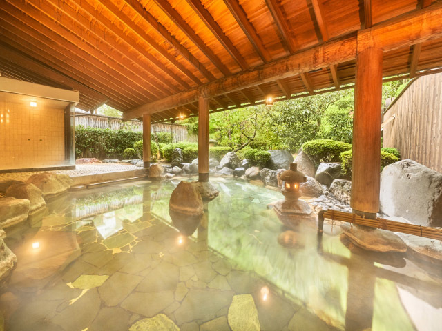 Lotte Tourism Development has launched a package product that leaves for hot springs representing each region of Japan for the winter. / Photo = Lotte Tourism Development