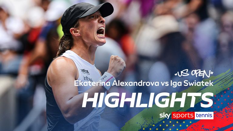 Highlights of Ekaterina Alexandrova vs Iga Swiatek
