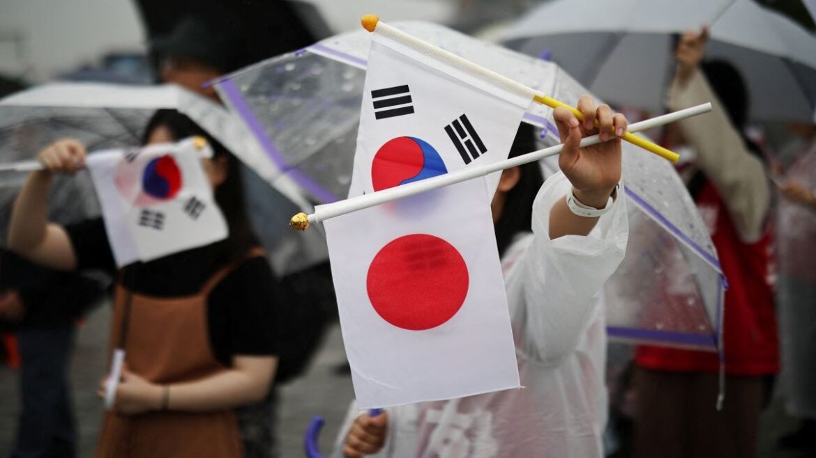Japan slams South Korea court’s ruling on wartime sex slavery – Firstpost Japan slams South Korea court’s ruling on wartime sex slavery – Firstpost