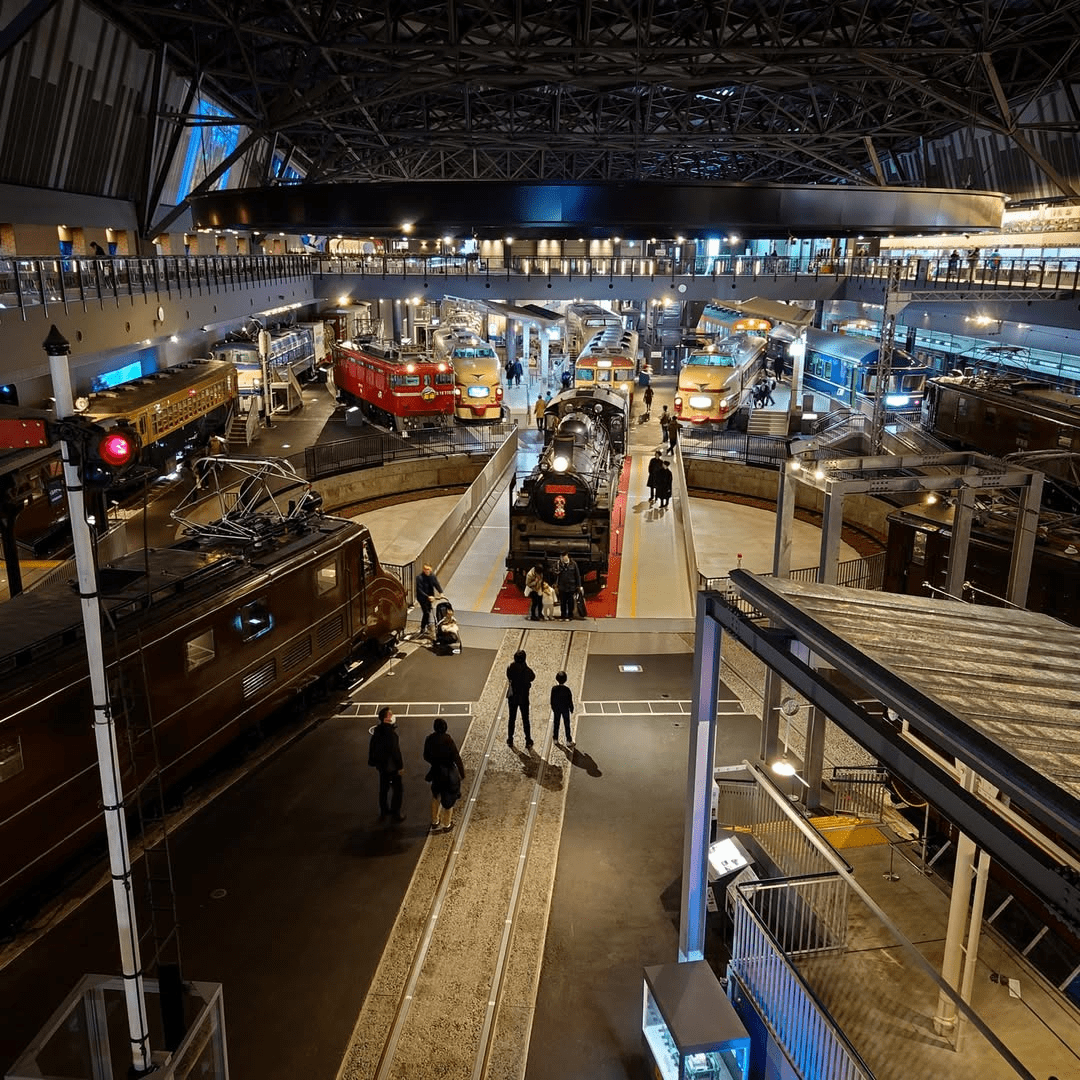 36 trains displayed at Rollick Stock Station 