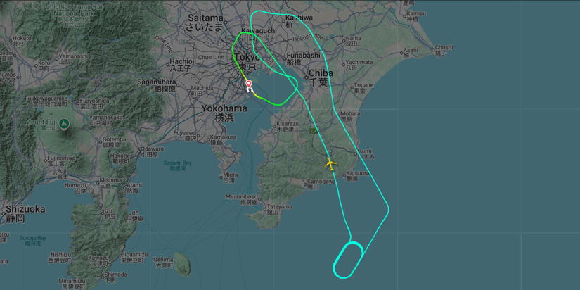 UA882 Diversion 02Sep25