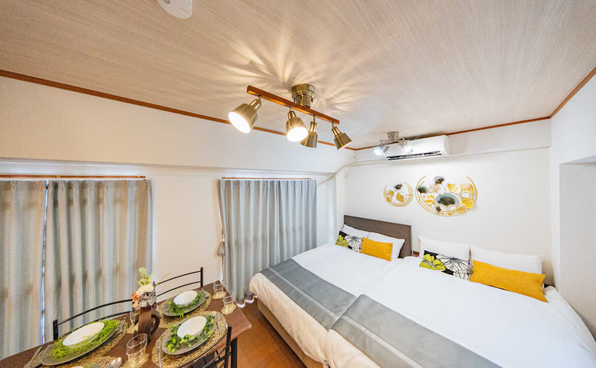 8 Airbnb Stays in Tokyo for a Modern Japanese Experience in 2025