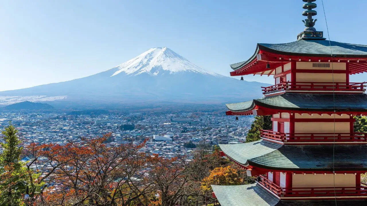 Kyotos decision follows a growing trend across Japan where overtourism has begun to strain local communities
