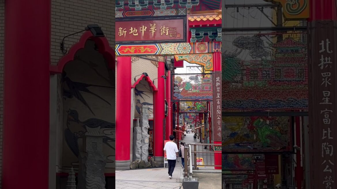 長崎新地中華街の極上！豚角煮まんの柔らかさとジューシーさに感激!🥺「角煮まんじゅう岩崎本舗」Nagasaki Shinchi Chinatown　#中華街　#長崎新地中華街　#長崎観光