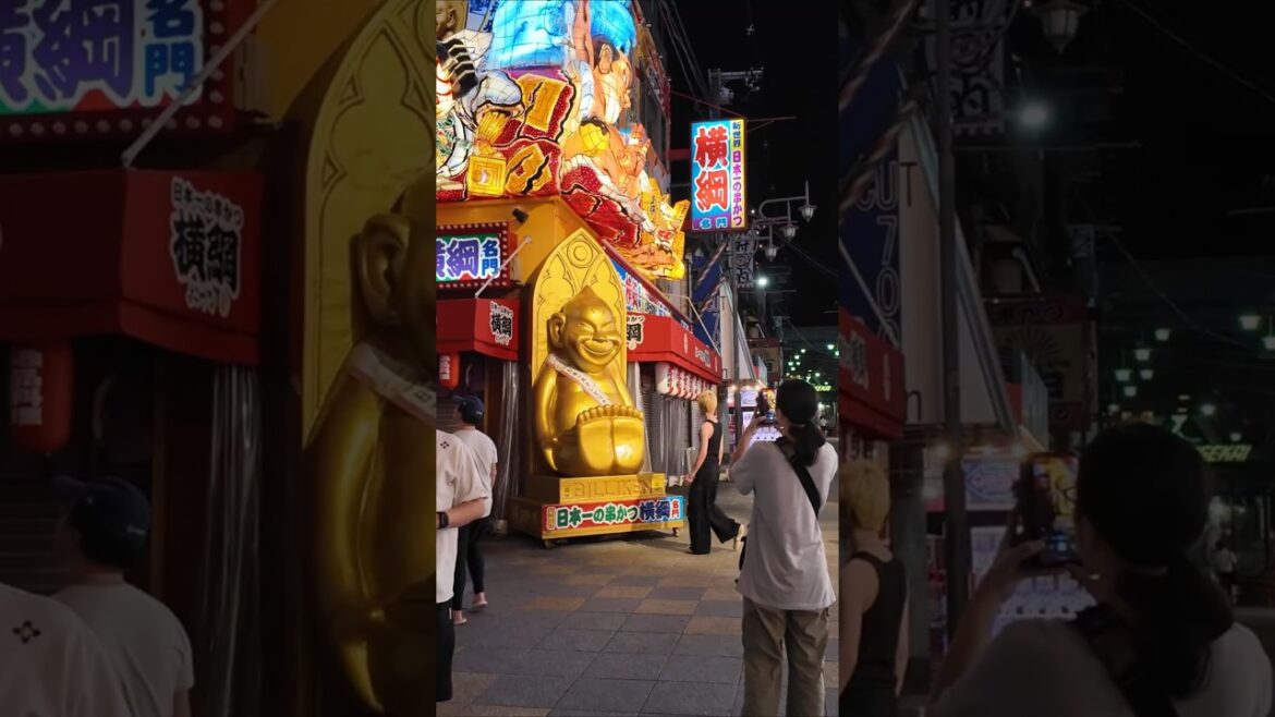 Osaka TV Tower at 11 PM | Osaka ASMR Night Walk #japan #4kuhd #4kwalk #asmr #citywalk #walking