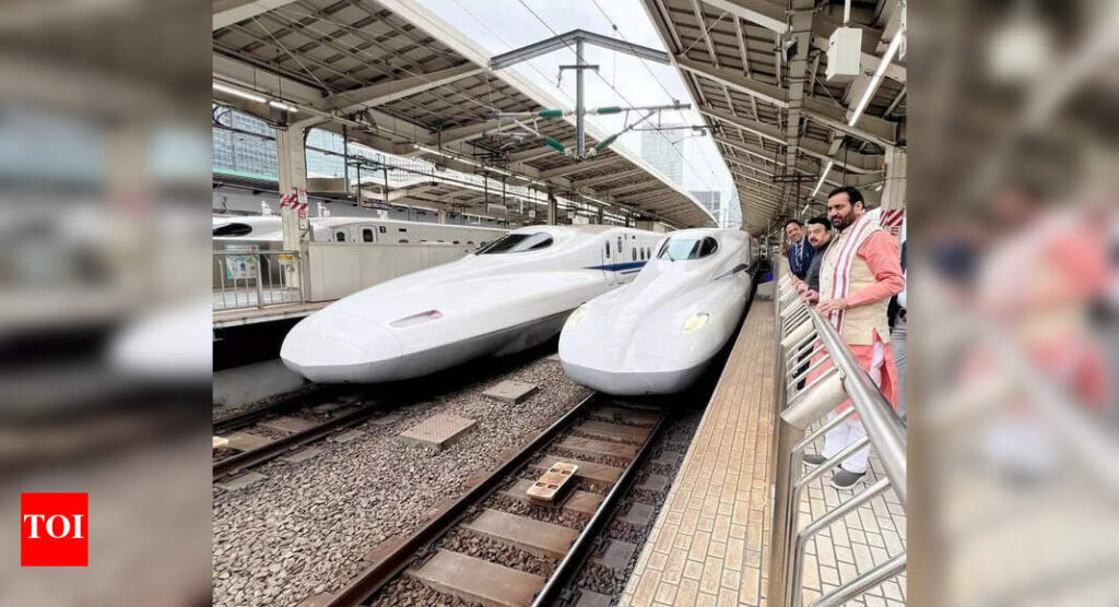 CM Saini holds meeting with mayors of Japan in Osaka | Chandigarh News CM Saini holds meeting with mayors of Japan in Osaka | Chandigarh News