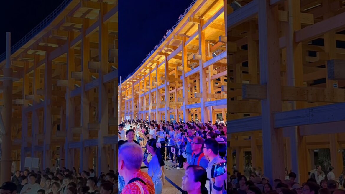 Crowd goes wild at the Indonesia Pavilion finale | Expo 2025 Osaka–Kansai