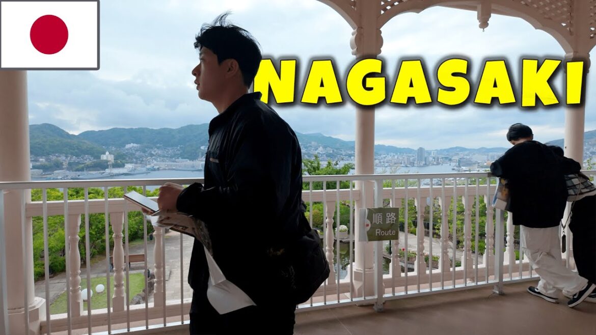 Walking Tour of Japan - The must see park of Nagasaki - Glover Garden