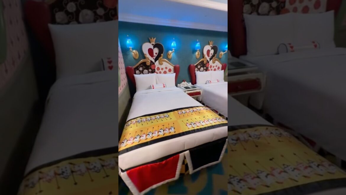 Tokyo Disneyland Hotel | Alice in Wonderland Themed Room Tour #tokyodisney #japan #roomtour #shorts Tokyo Disneyland Hotel | Alice in Wonderland Themed Room Tour #tokyodisney #japan #roomtour #shorts
