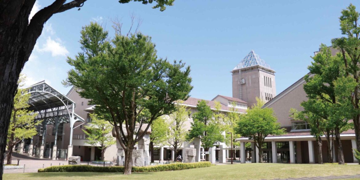 Tokyo university offers higher pay for US researchers Tokyo university offers higher pay for US researchers