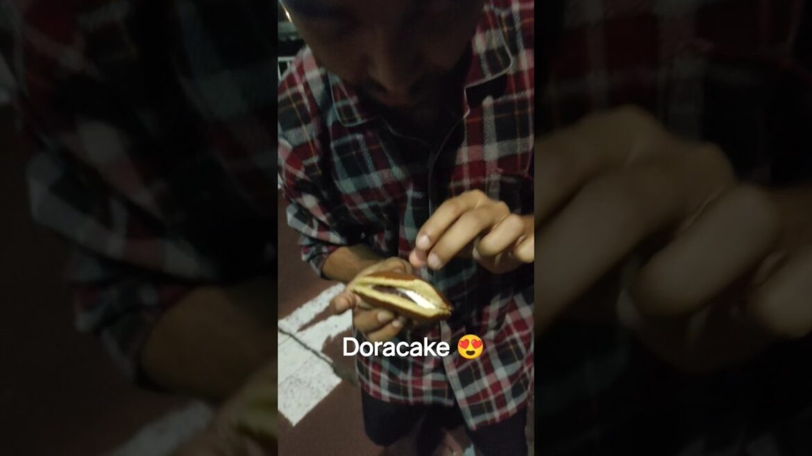Tasting Doracake in Japan 🇯🇵 | Famous Doraemon Cake 🍰 | Japanese Street Food #shorts Tasting Doracake in Japan 🇯🇵 | Famous Doraemon Cake 🍰 | Japanese Street Food #shorts