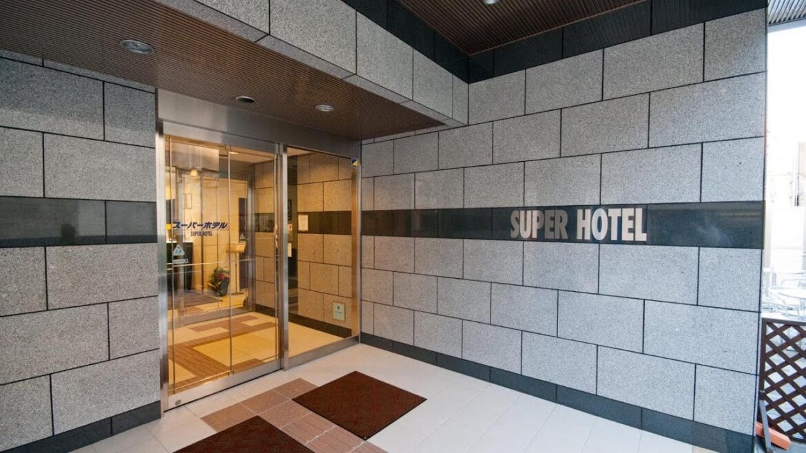 Super Hotel Kokuraeki-Minamiguchi, Kitakyushu, Japan | Travel With Suruchi