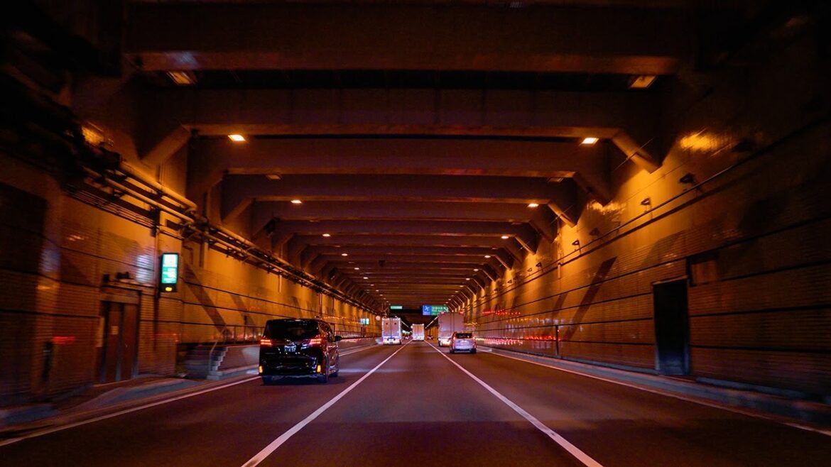 Tokyo Met. EXPWY Night Drive 4K | Makuhari to Yokohama Thru Bayshore Route Tokyo Met. EXPWY Night Drive 4K | Makuhari to Yokohama Thru Bayshore Route