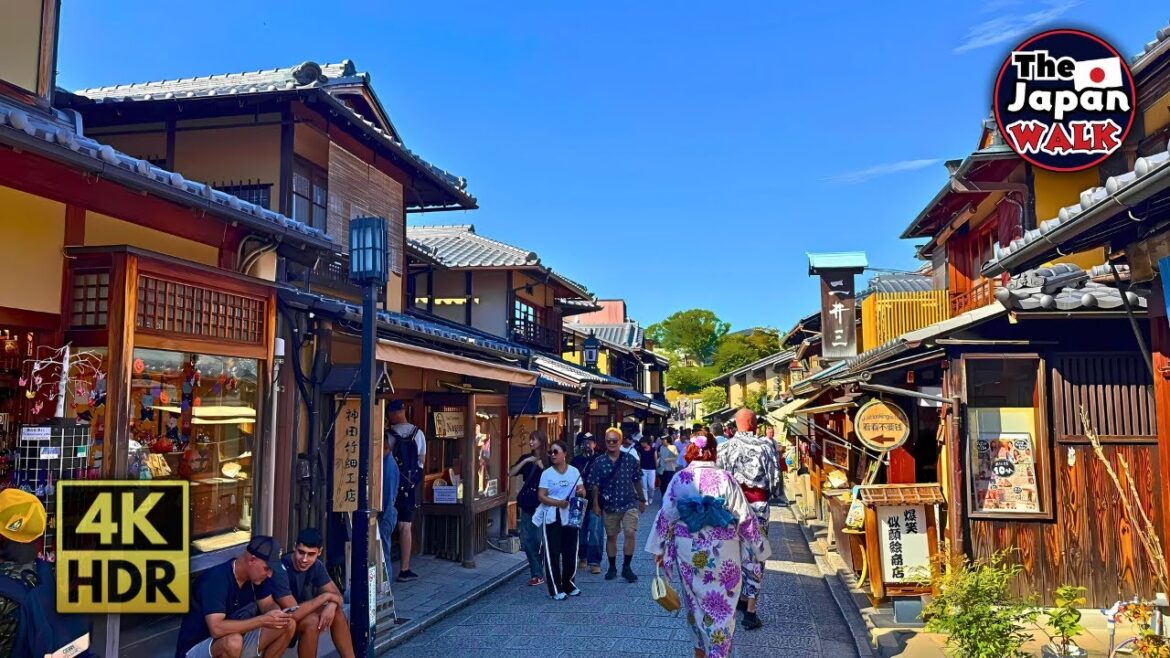 Kyoto's Most Beautiful District | Perfect Day Trip From Osaka | Walking Tour | 4K HDR