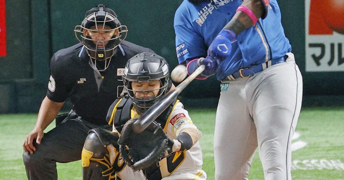 Baseball: Reyes powers Fighters to 9-3 Game 4 win against Hawks