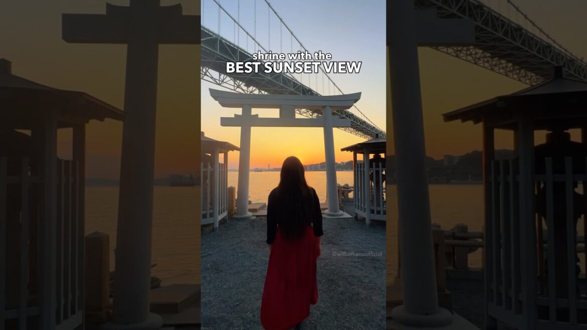 Shrine with the best sunset view in Japan ⛩️