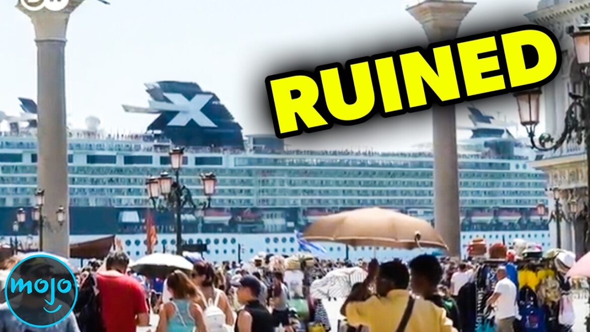 10 Tourist Destinations That Are TERRIBLE Now 10 Tourist Destinations That Are TERRIBLE Now