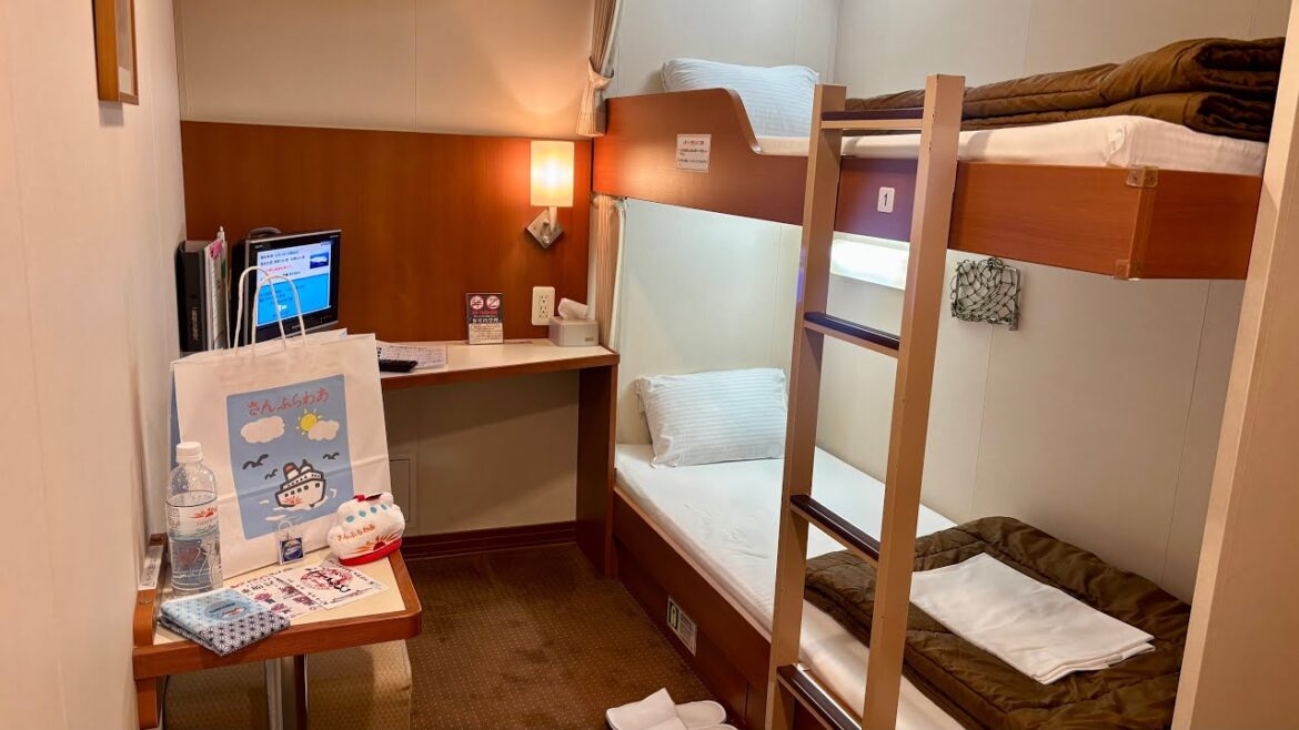 17,300円の船旅🚢二階建てベッドのコンパクトルームで12時間の夜行船旅|さんふらわあごーるど【神戸〜大分レトロフェリー旅】 17,300円の船旅🚢二階建てベッドのコンパクトルームで12時間の夜行船旅|さんふらわあごーるど【神戸〜大分レトロフェリー旅】