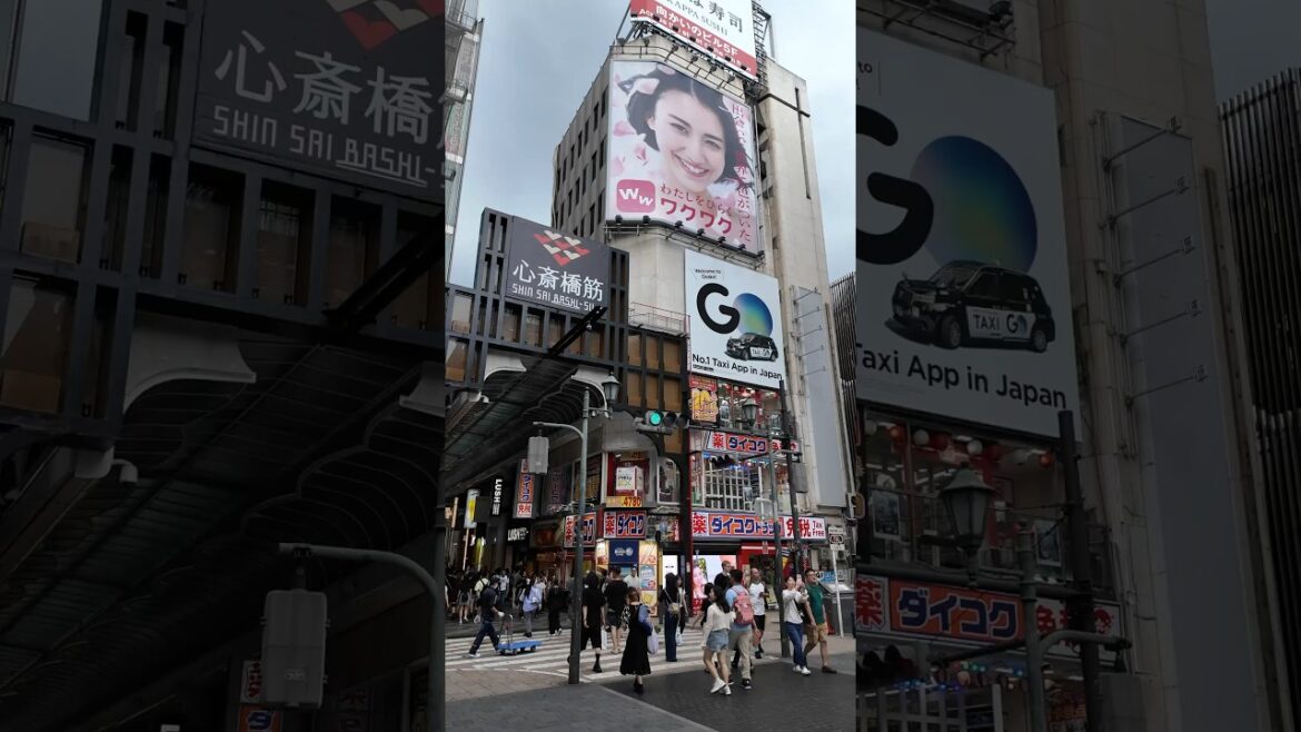 Shinsaibashisuji #osaka #japan #travel