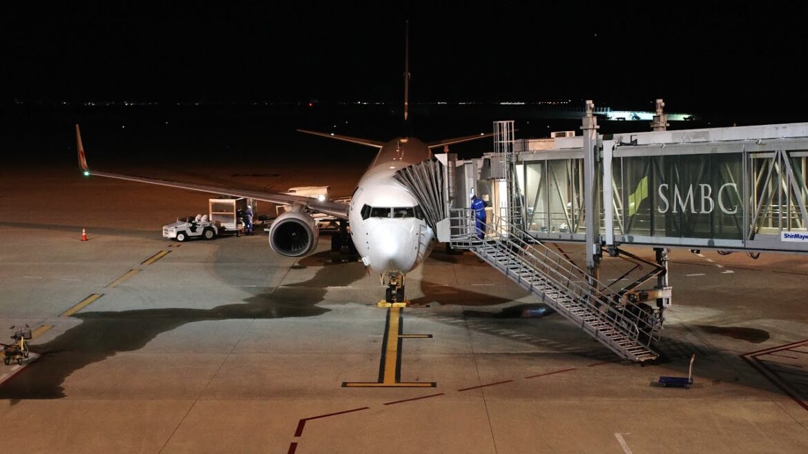 #300【旅行】【航空機】大阪駅を05時00分発の始発電車に乗って、23時57分に戻る北海道日帰り弾丸旅行④/ Boeing737-800 /新千歳空港(CTS)→ 神戸空港(UKB)/ #300【旅行】【航空機】大阪駅を05時00分発の始発電車に乗って、23時57分に戻る北海道日帰り弾丸旅行④/ Boeing737-800 /新千歳空港(CTS)→ 神戸空港(UKB)/