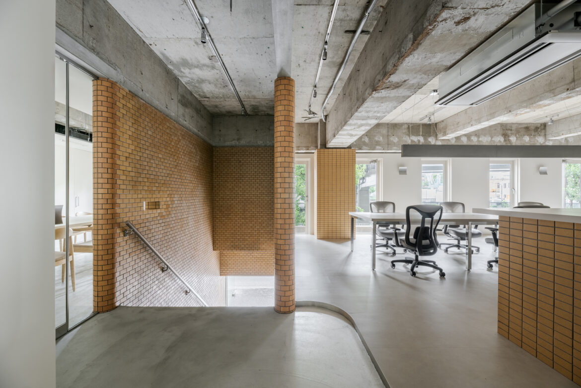 DA OSAKA Branch Tokyo / Reiichi Ikeda Design DA OSAKA Branch Tokyo / Reiichi Ikeda Design