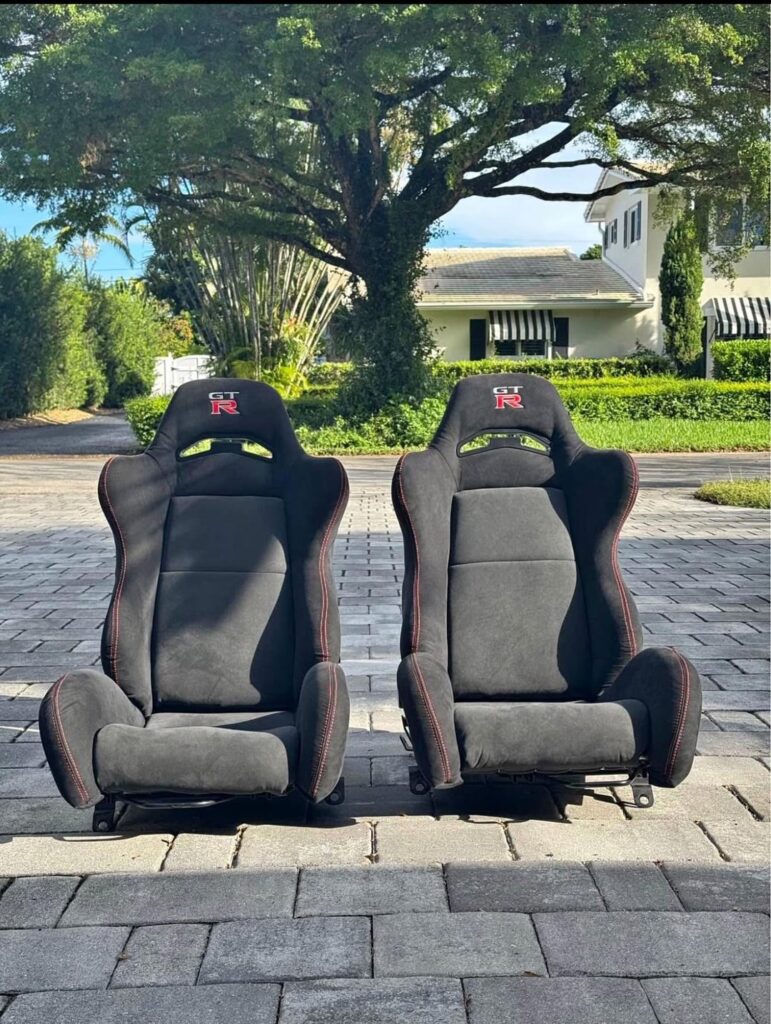 I know it’s a ReUp but are the seats legit?
