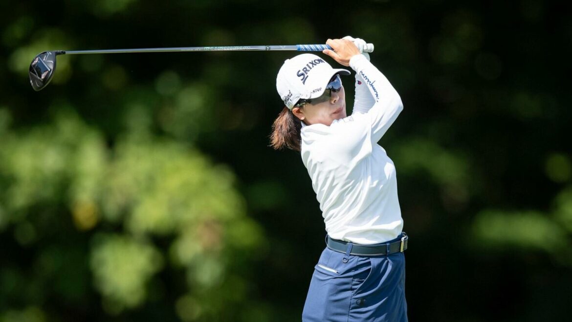 Japanese golfer Minami Katsu holds third-round lead at LPGA event in Shanghai