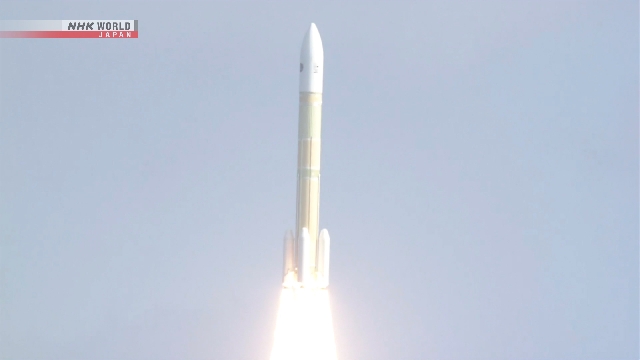 Japan successfully launches new cargo transporter into space Japan successfully launches new cargo transporter into space
