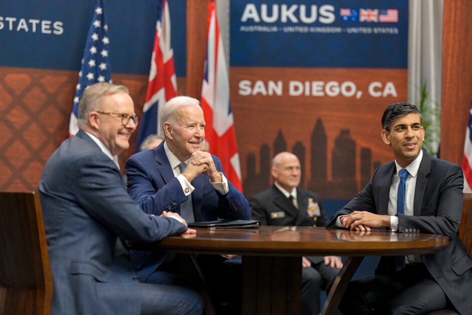 U.S President Joe Biden (middle) with British Prime Minister Rishi Sunak (right) and Australia Prime Minister Anthony Albanese (left) at the announcement of the joint development of nuclear-powered submarine “SSN-AUKUS”, March 13, 2023