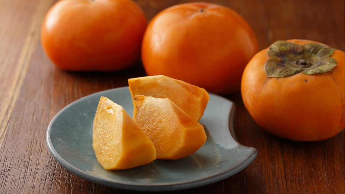 Persimmons: A Sweet Autumn Tradition in Japan
