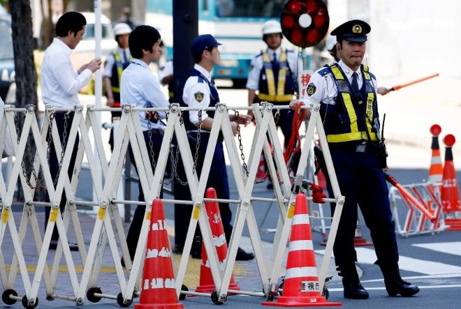Man wielding knife arrested near U.S. embassy in Tokyo, TBS news reports Photo/Illutration