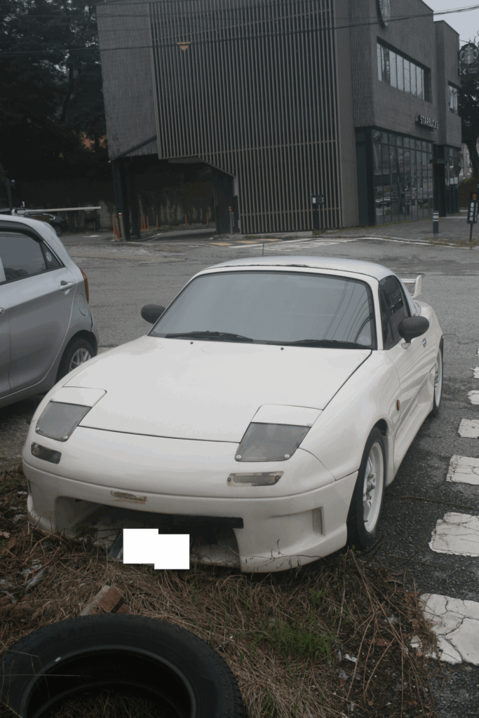 Car wants some love...