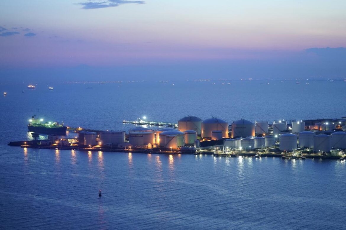 Marubeni to expand Japan power business with new trading venture share icon