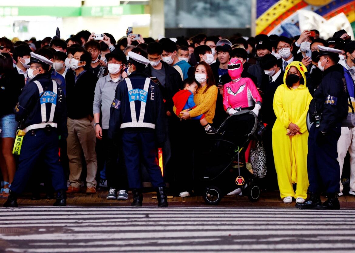 Tokyo's Shibuya calls on foreign visitors not to have a ‘disruptive Halloween’