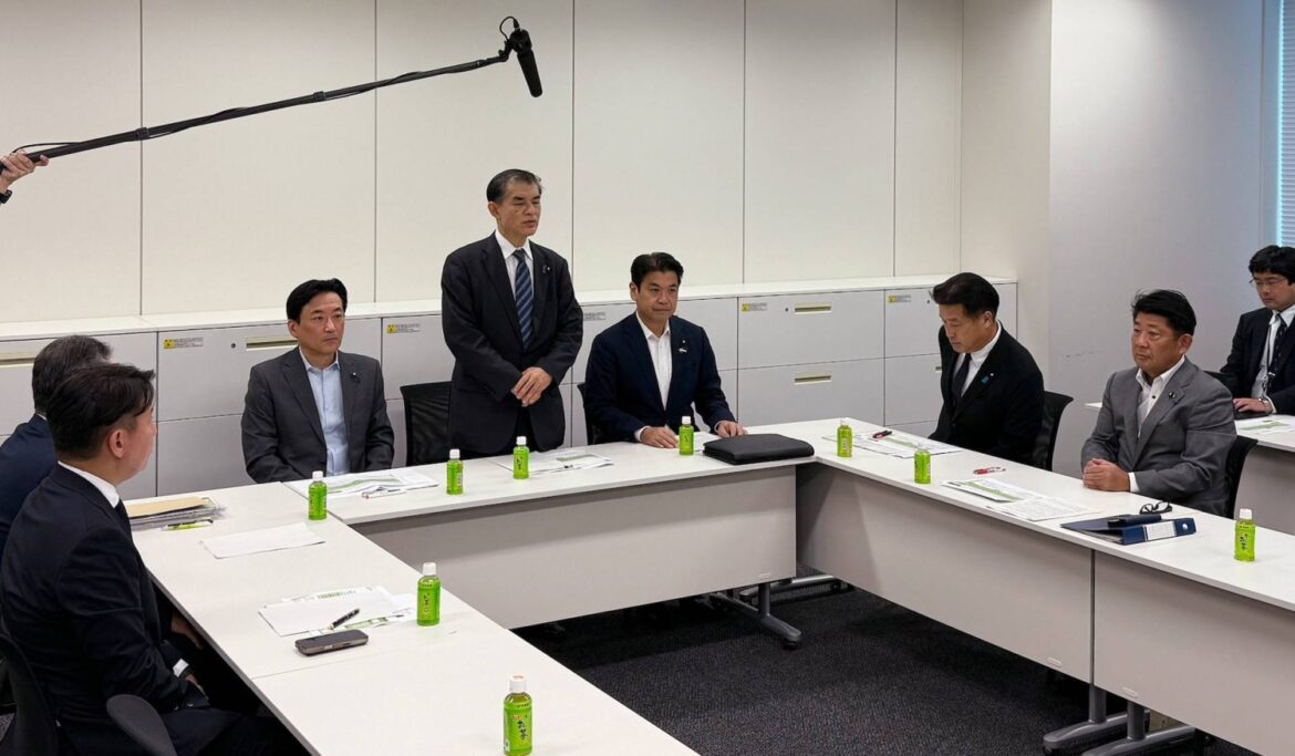 Ruling bloc and Nippon Ishin affirm foreigners’ tuition-free ineligibility Ruling bloc and Nippon Ishin affirm foreigners' tuition-free ineligibility