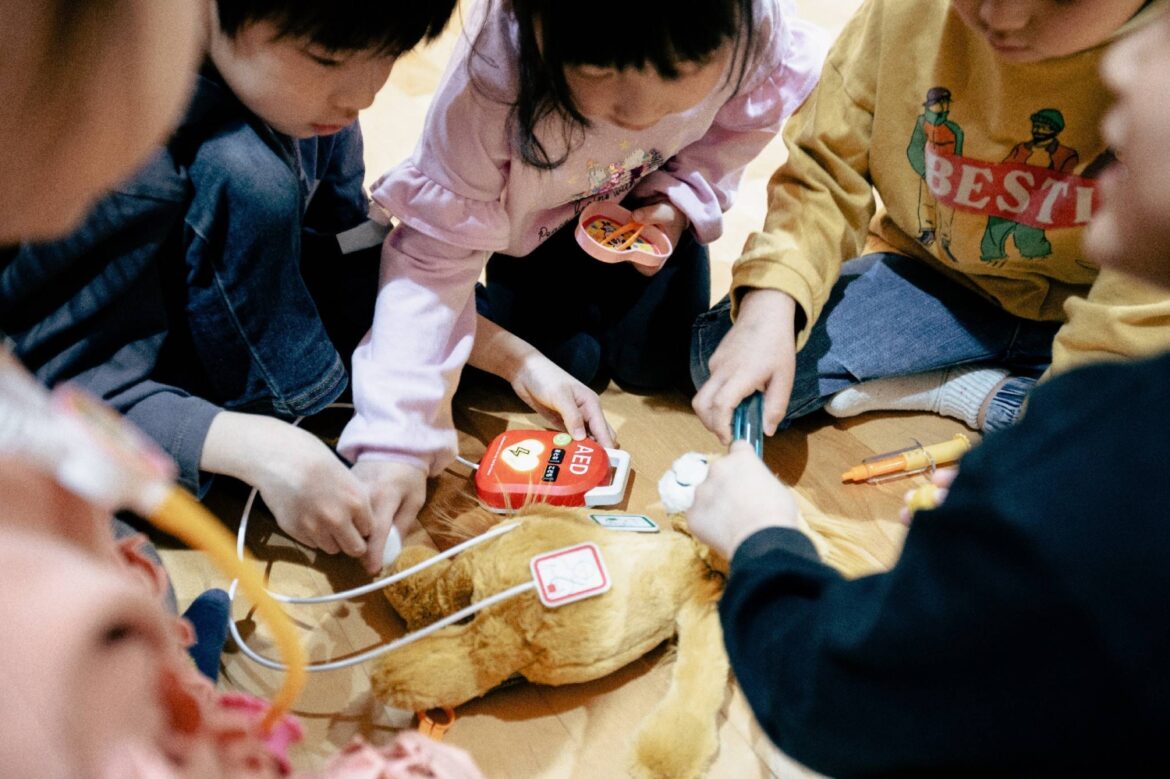 Hokkaido company president develops defibrillator toy to promote awareness
