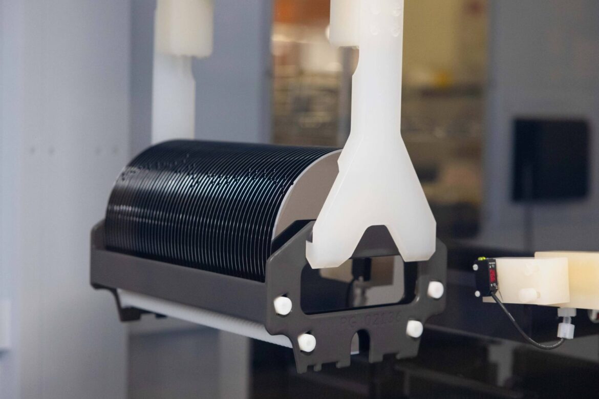 Nexperia warns Japanese automakers of uncertain chip supply