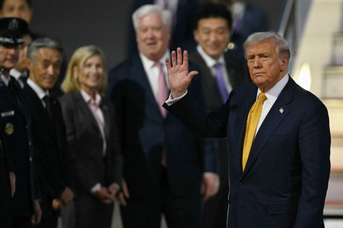 Trump arrives in Japan for security and trade talks in test for Takaichi Trump arrives in Japan for security and trade talks in test for Takaichi