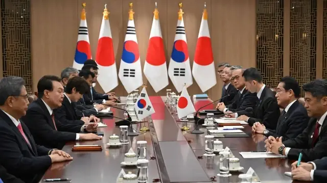 Japan and South Korea leaders to hold first meeting Thursday flag