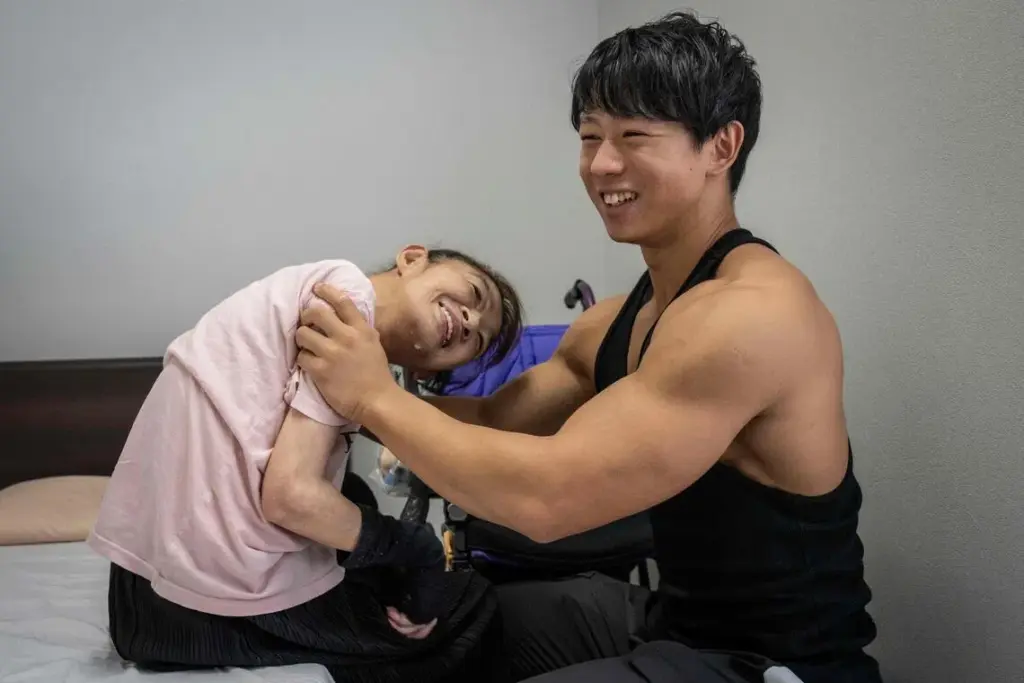 Young bodybuilders lift Japan’s ailing care sector Young bodybuilders lift Japan’s ailing care sector