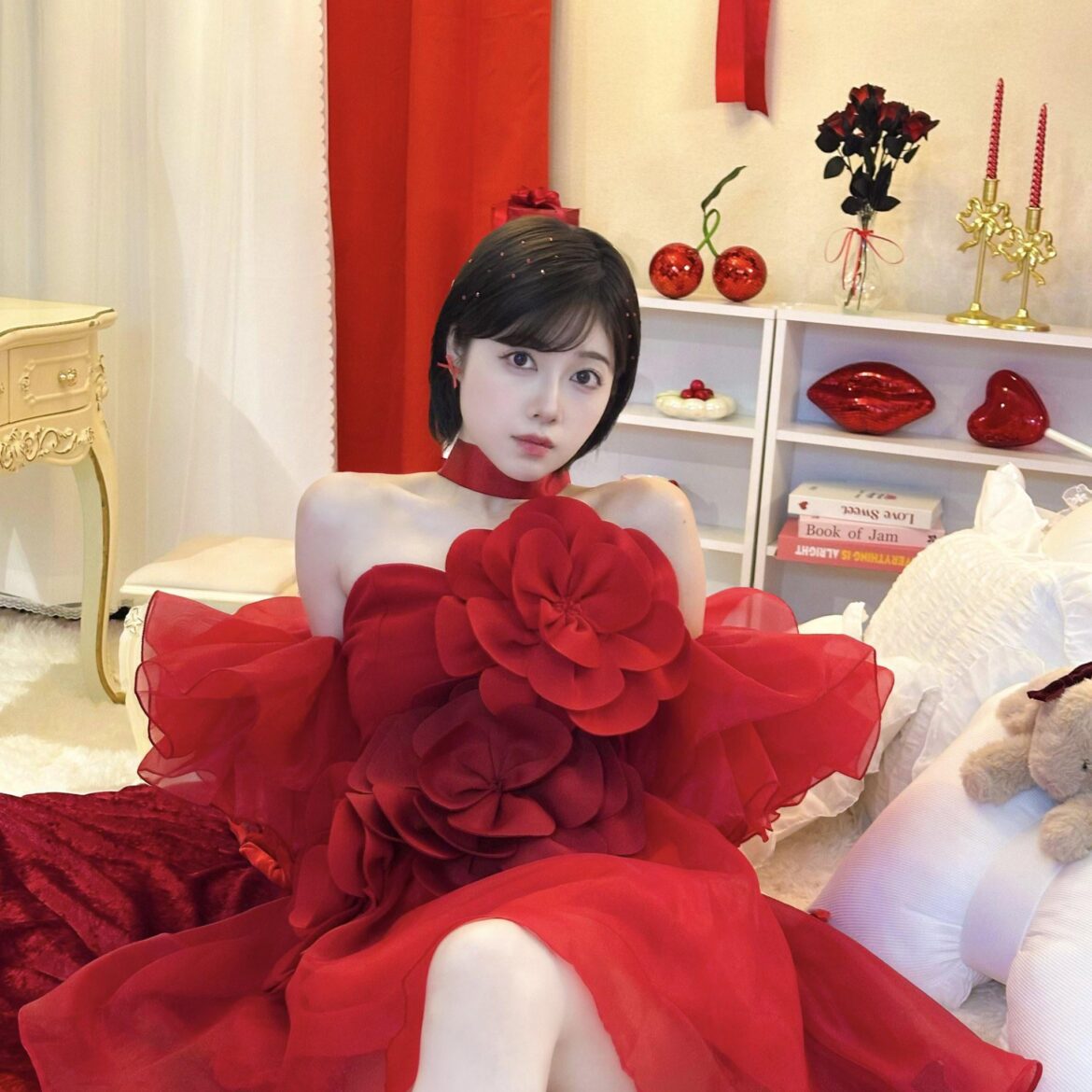 isobe karin promoting her christmas party