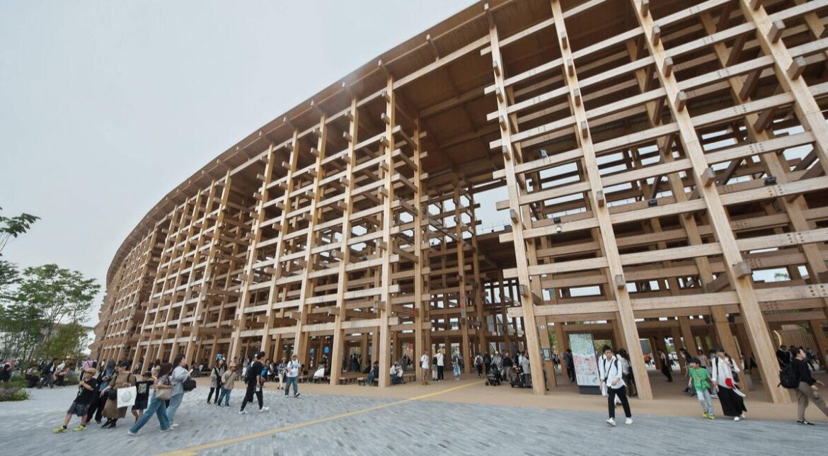 A general view of the Grand Ring of the EXPO Osaka Kansai 2025 in Osaka-Prefecture, Japan, January 18, 2025.