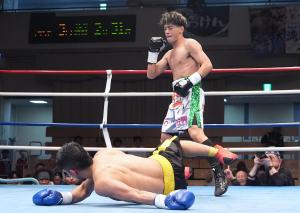 Owa Defeats Díaz in Tokyo – World Boxing Association Owa Defeats Díaz in Tokyo – World Boxing Association