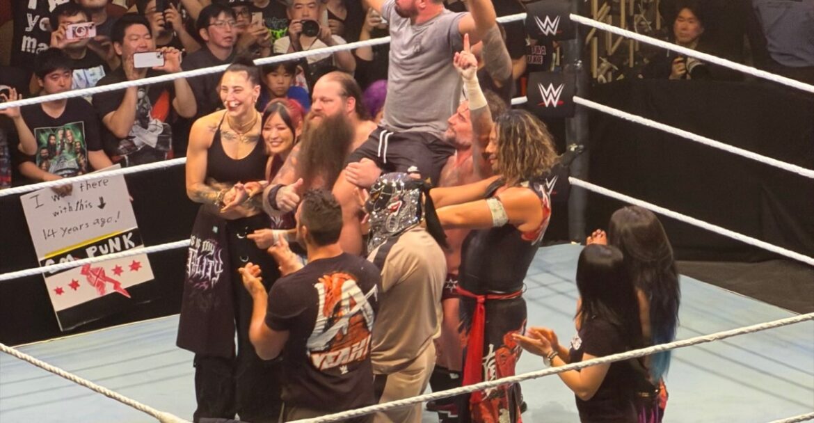 WWE roster salutes AJ Styles as he says goodbye to Japan WWE roster salutes AJ Styles as he says goodbye to Japan