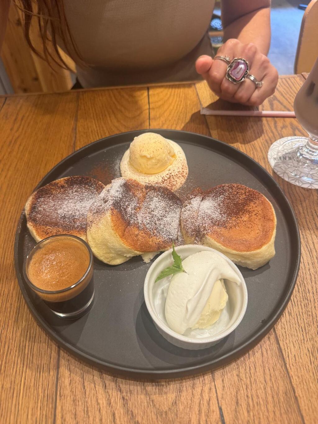 'Japan’s pancakes are egg-flavored air'  (Photo: Shelly Tal)  "אוויר בטעם של ביצה - הפנקייקים של יפן"