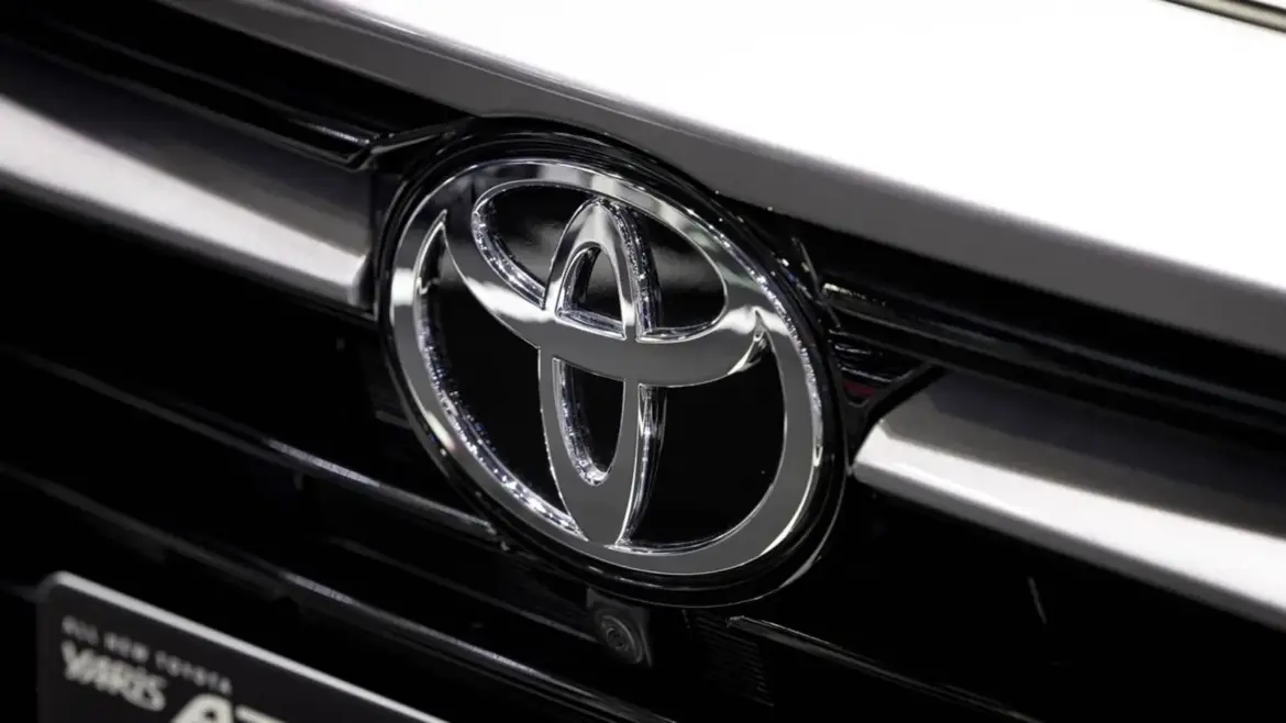 Toyota Land Cruiser FJ to debut at Tokyo: specs, engines