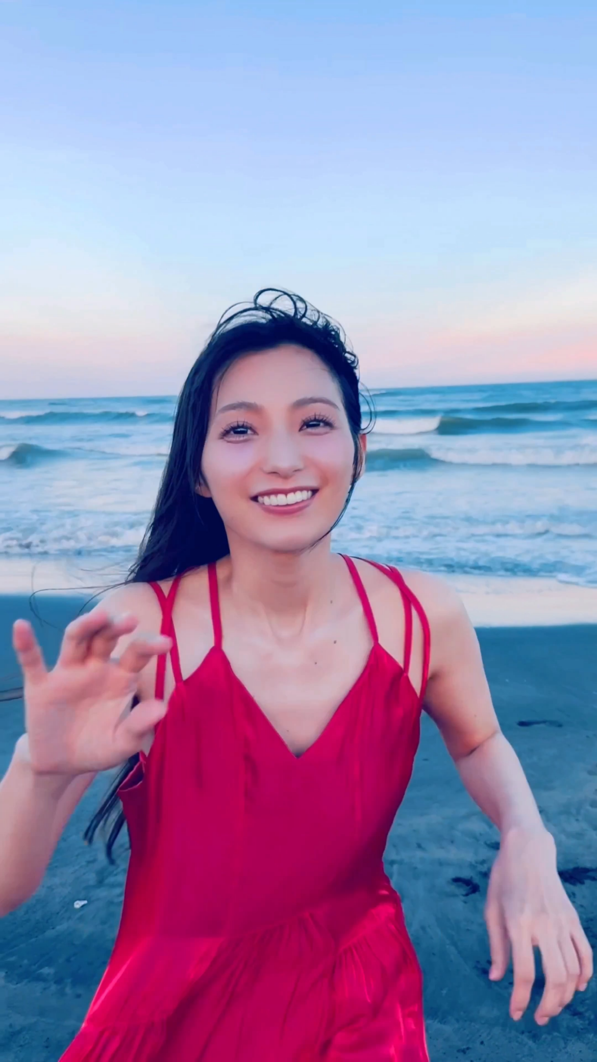 Kouno Marika from Her Digital Photobook「embrace」Shoot