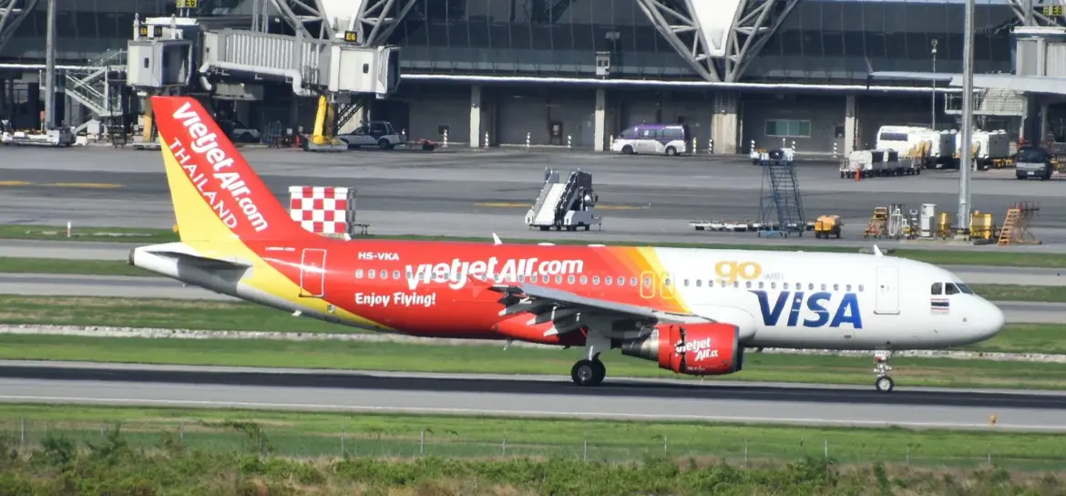 Thai VietJet Air A320-200 at Suvarnabhumi Airport