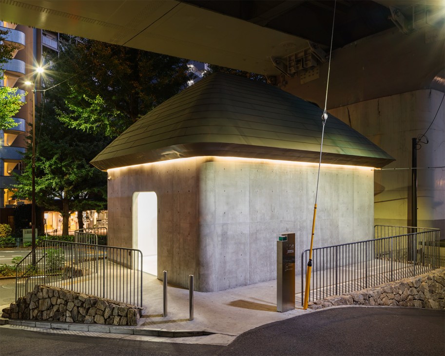 Urasando public toilet by Marc Newson